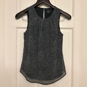 Worthington Black and White Dotted Sleeveless Blouse